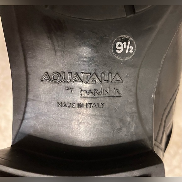 EUC Aquatalia by Marvin K Sweetie Black Quilted Leather Moto Boots Women's 9.5 - Picture 7 of 10